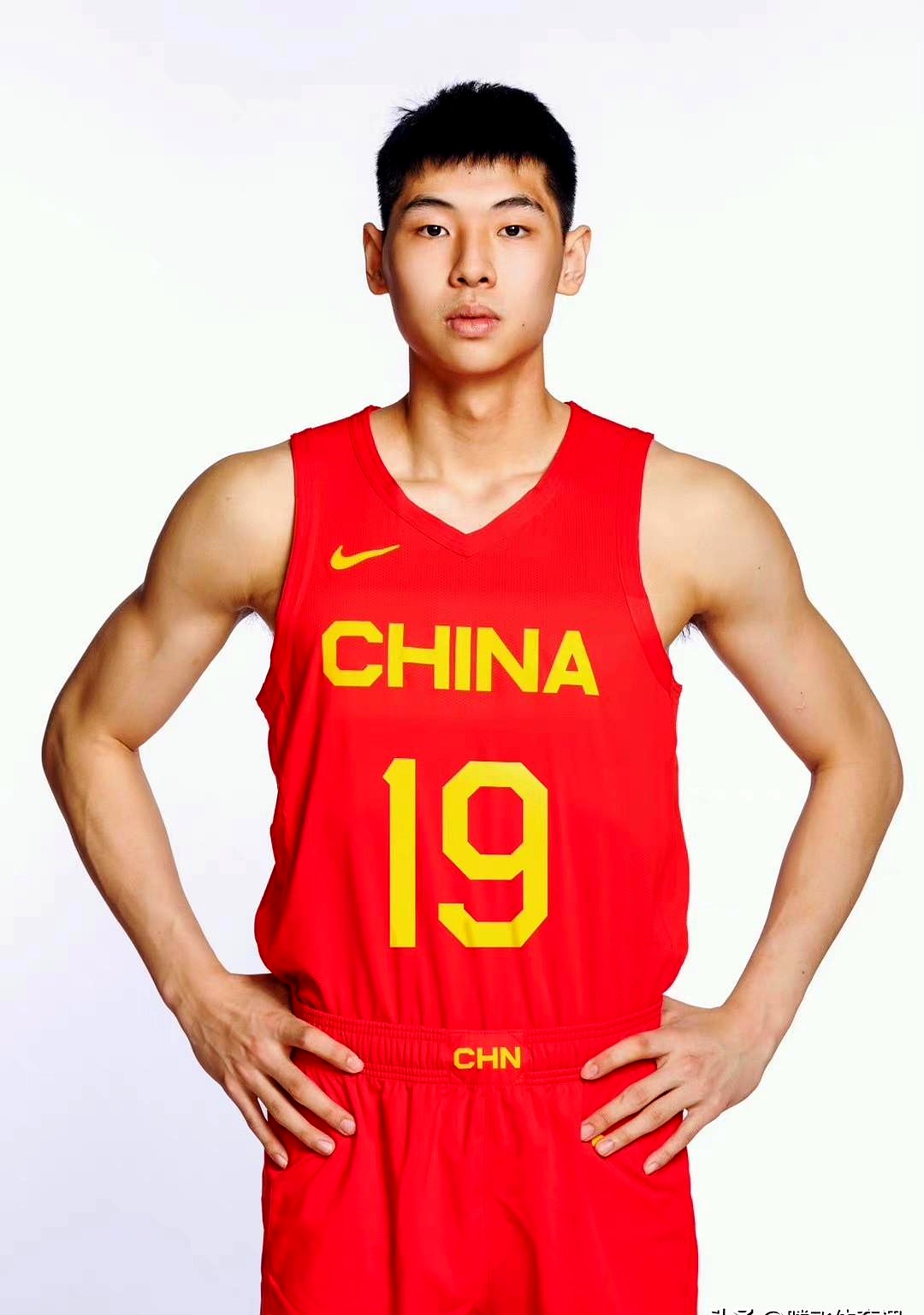 爱游戏体育-加时末段全明星赛传出新动向，广厦男篮外线爆发，管理层表态：质疑声仍在，资深球员宣示担当的简单介绍