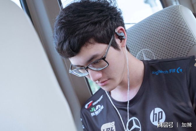 爱游戏体育-关于Karsa新星突破纪录表现惊艳,DWG未来可期!的信息